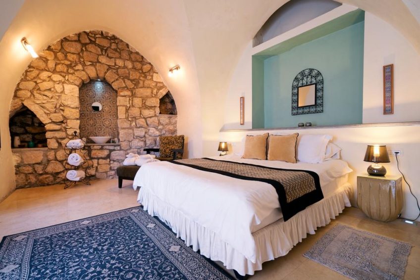 Artists Colony Inn safed balabust 2