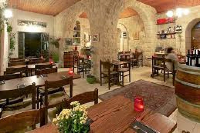 Haari 8 Restaurant sefad balabust 9