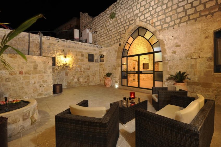 Mansion in the Old Heart safet balabust 11