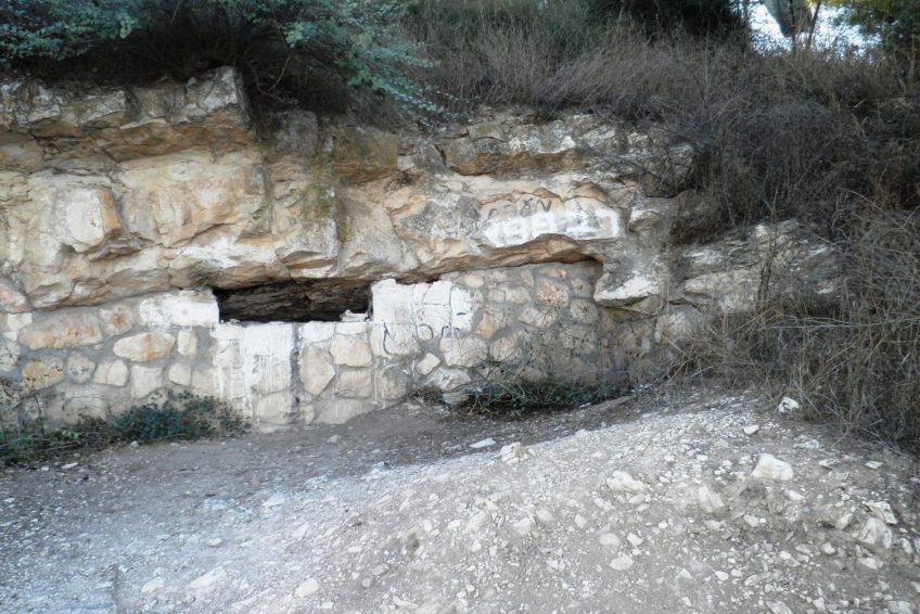 Ravv Papa Tomb