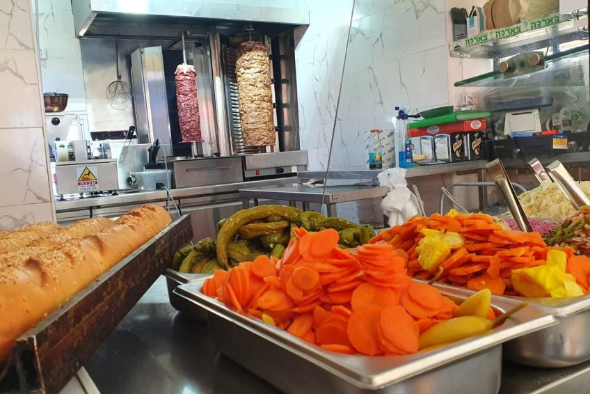 BARAKA-Shawarma-and-falafel-balabust-