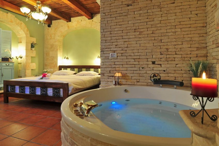 Tuscany mansion Yavne’el