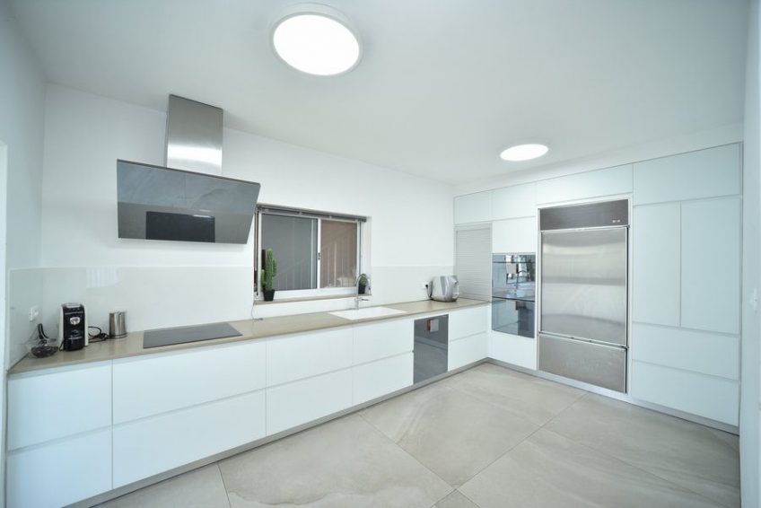 forest edge villa Safed