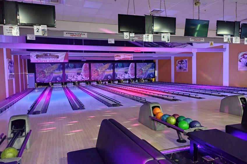 Good Lanes Bowling