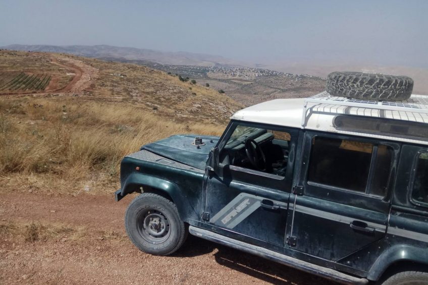 Uri Jeep
