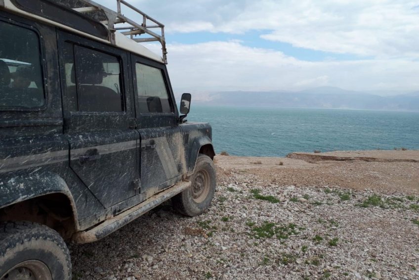 Uri Jeep